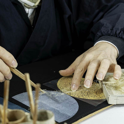 KINSAI GOLD LEAF GLASS ART FUTAGO TSUKI RED 10cm